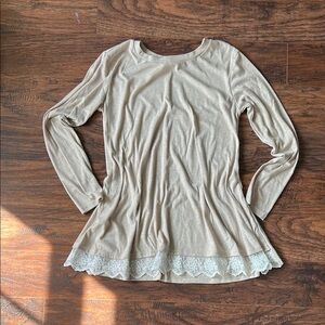 Cream Long Sleeve Blouse with White Lace Accent